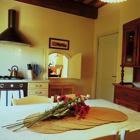 Borgo Della Meliana Gambassi Terme Hotel Bilik gambar